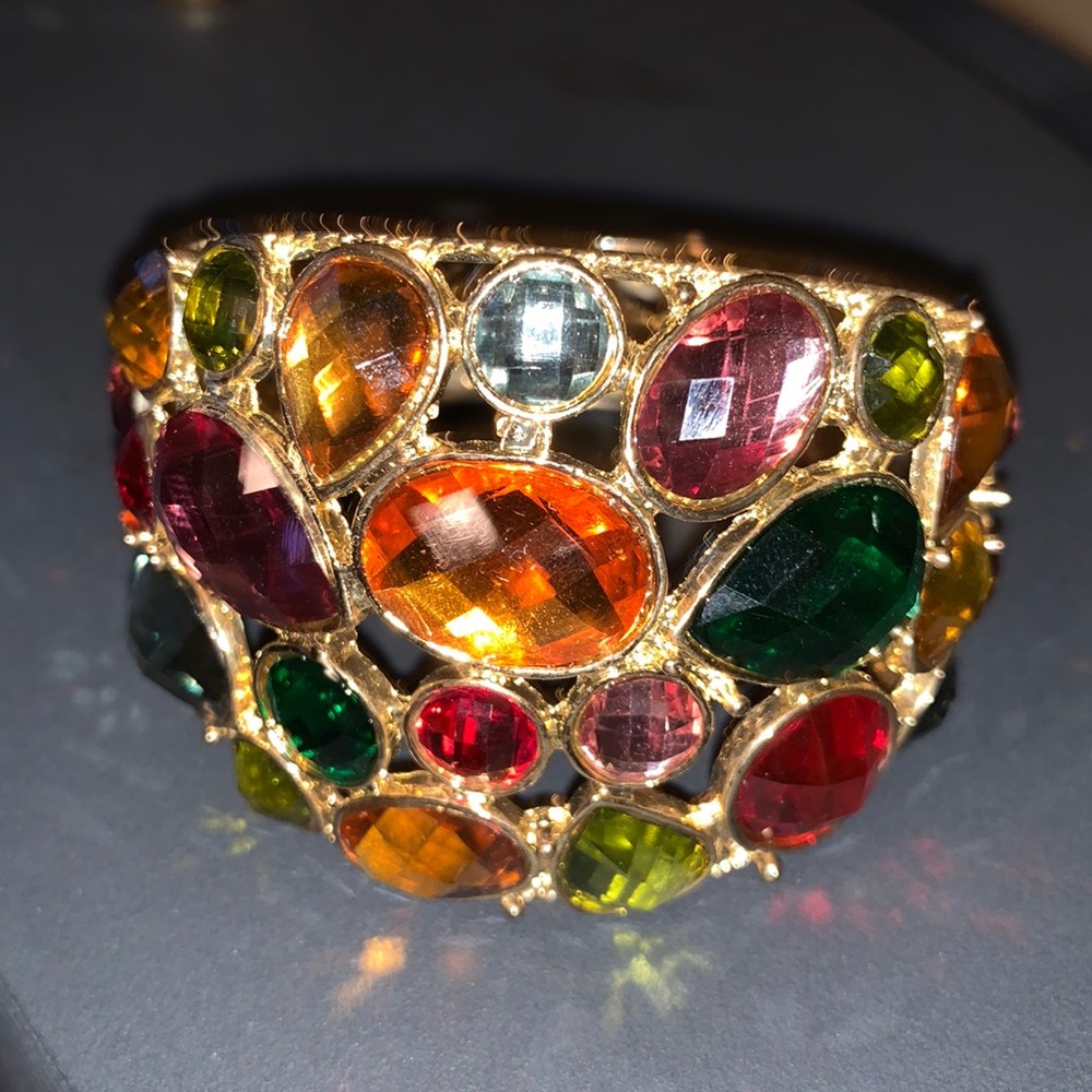 Gemstone cuff bracelet gold tone